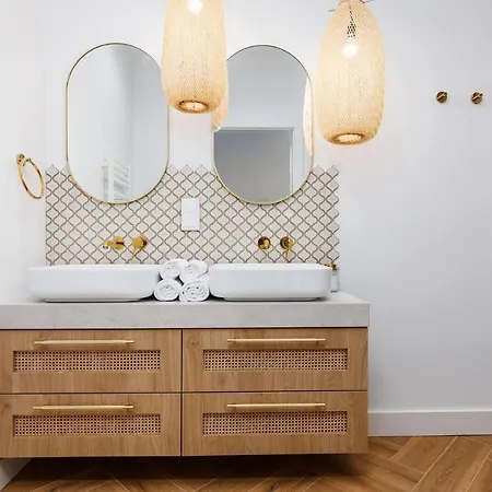 Boho Deluxe - Najwiekszy 130m2 Nad Jeziorem Ukiel Z 50m Tarasem, Przy Jeziorze, Garaz Podziemny, Klimatyzacja, 3 Sypialnie Salon, 2 Lazienki, Winda, Fvat Apartment