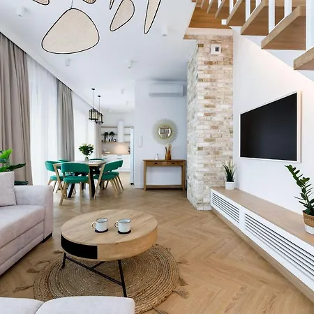 Boho Deluxe - Najwiekszy 130m2 Nad Jeziorem Ukiel Z 50m Tarasem, Przy Jeziorze, Garaz Podziemny, Klimatyzacja, 3 Sypialnie Salon, 2 Lazienki, Winda, Fvat Apartment *