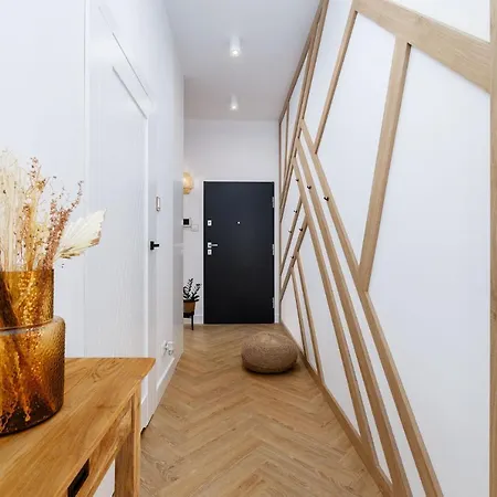 Boho Deluxe - Najwiekszy 130m2 Nad Jeziorem Ukiel Z 50m Tarasem, Przy Jeziorze, Garaz Podziemny, Klimatyzacja, 3 Sypialnie Salon, 2 Lazienki, Winda, Fvat *