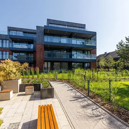 Boho Deluxe - Najwiekszy 130m2 Nad Jeziorem Ukiel Z 50m Tarasem, Przy Jeziorze, Garaz Podziemny, Klimatyzacja, 3 Sypialnie Salon, 2 Lazienki, Winda, Fvat Lägenhet Olsztyn (Warmian-Masurian)