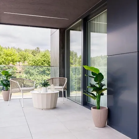 Boho Deluxe - Najwiekszy 130m2 Nad Jeziorem Ukiel Z 50m Tarasem, Przy Jeziorze, Garaz Podziemny, Klimatyzacja, 3 Sypialnie Salon, 2 Lazienki, Winda, Fvat Olsztyn (Warmian-Masurian)