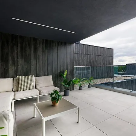 Boho Deluxe - Najwiekszy 130m2 Nad Jeziorem Ukiel Z 50m Tarasem, Przy Jeziorze, Garaz Podziemny, Klimatyzacja, 3 Sypialnie Salon, 2 Lazienki, Winda, Fvat *